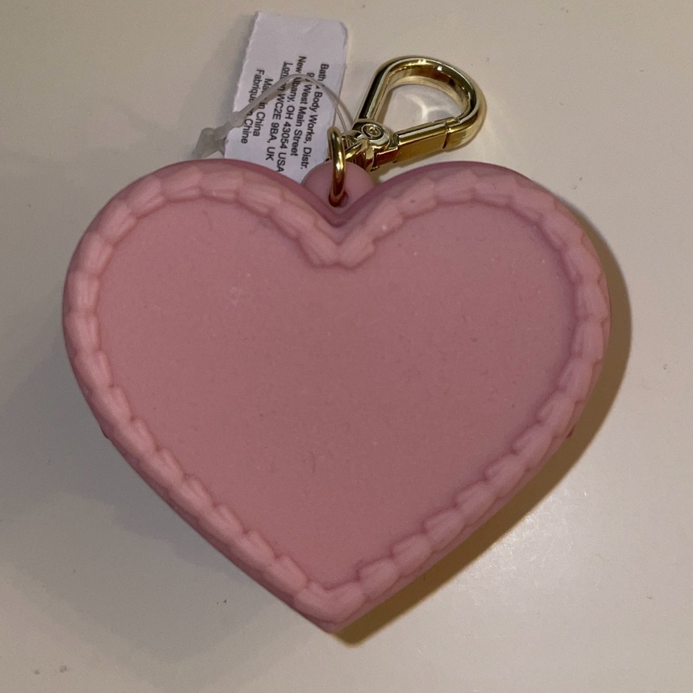 Bath & Body Works Heart Cake Valentines Pocketbac Holder Discontinued New - Picture 2 of 4